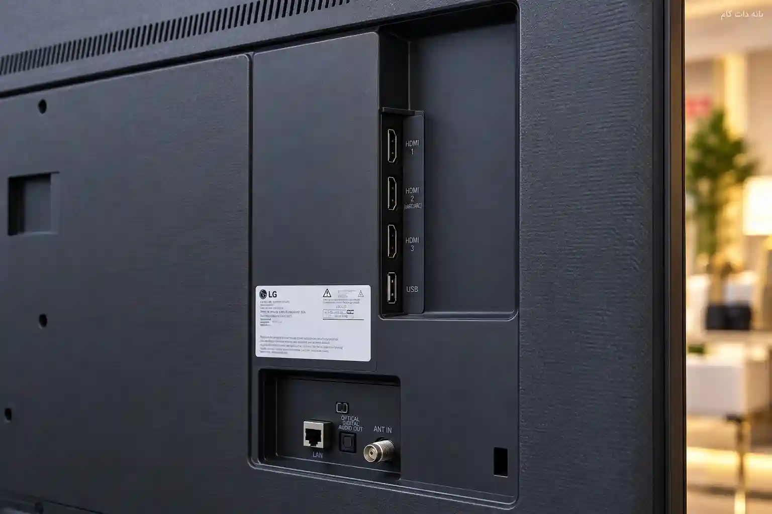 پشت تلویزیون ال جی 65UA85006
